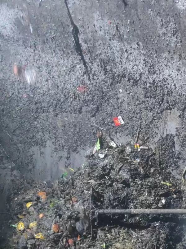 新吴污水池清理